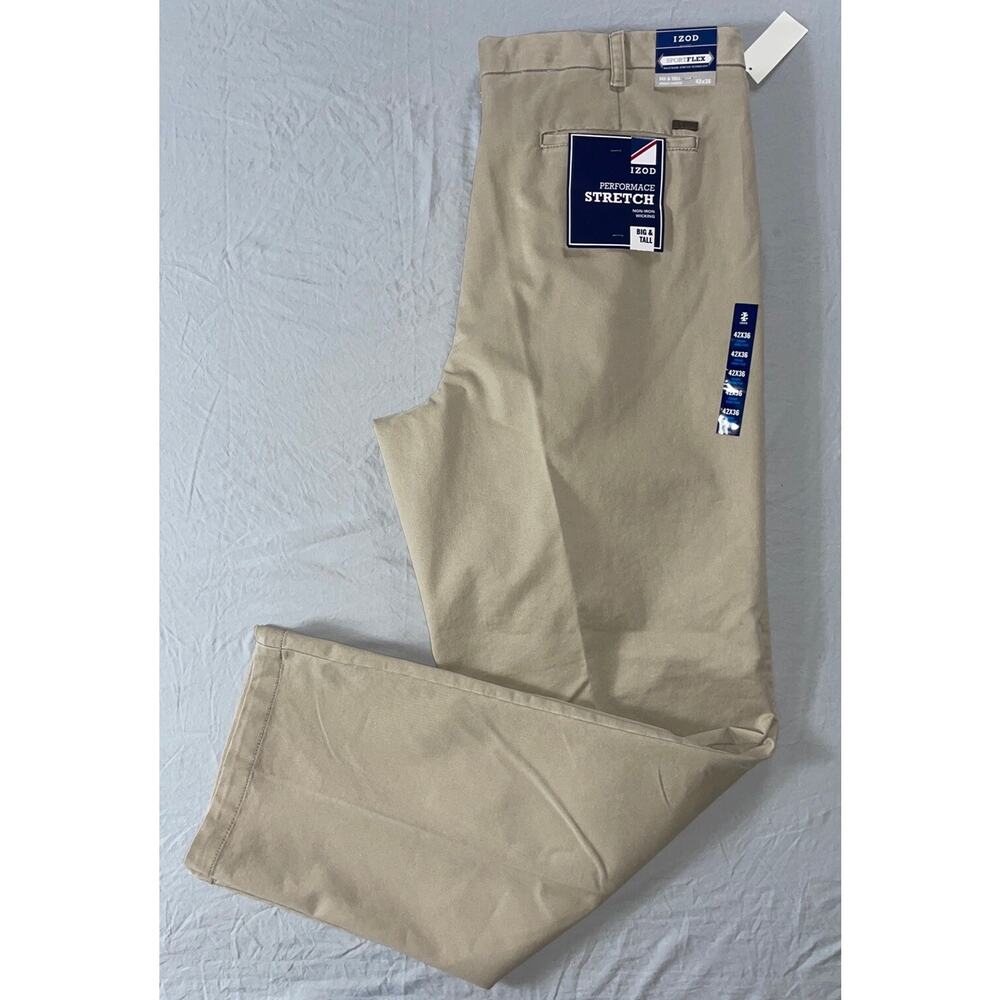 IZOD Performance Stretch Wicking Non-Iron Pleated Chino Pants. Beige, 42X36. NWT